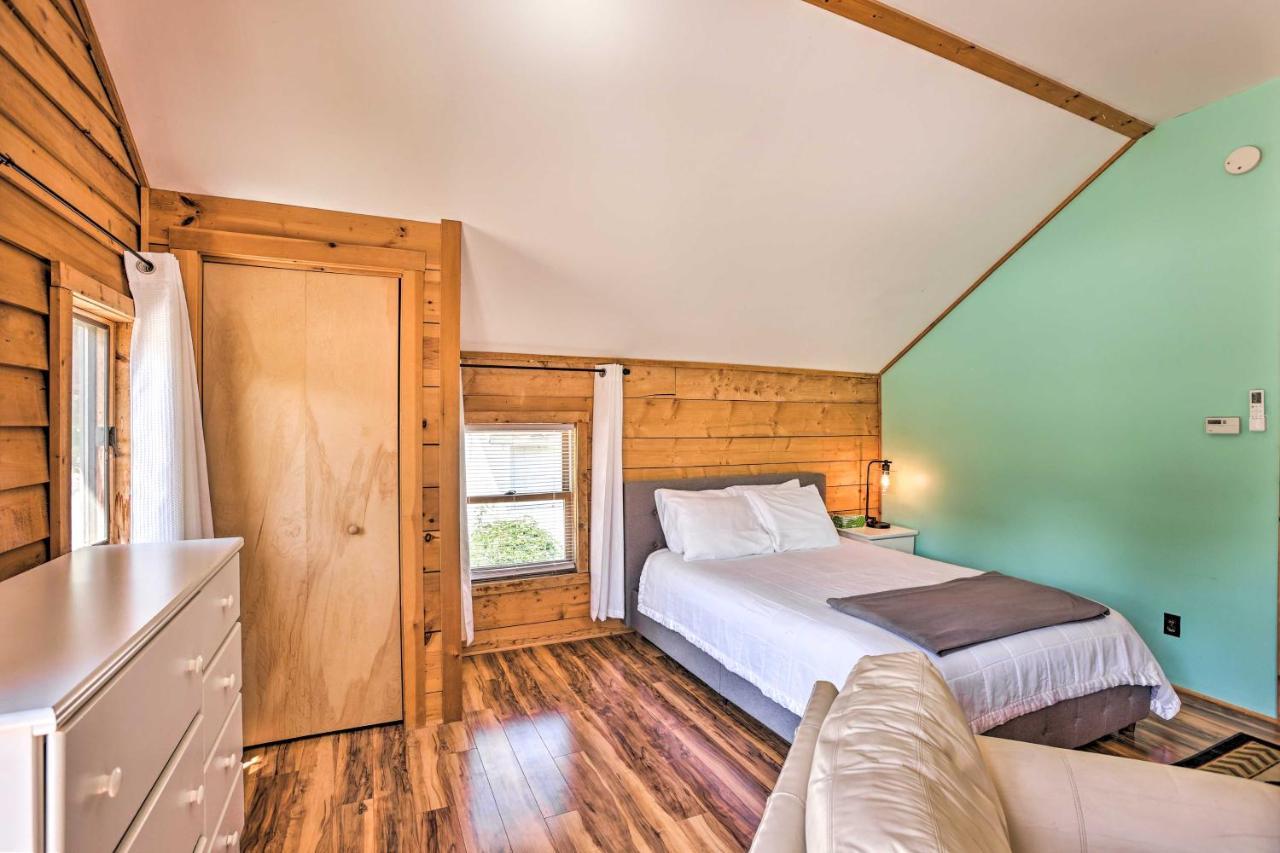 Quaint Studio With Shared Beach Walk To Suttons Bay Eksteriør billede