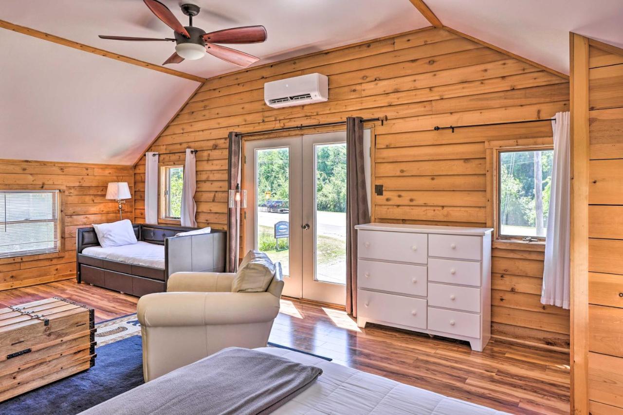 Quaint Studio With Shared Beach Walk To Suttons Bay Eksteriør billede